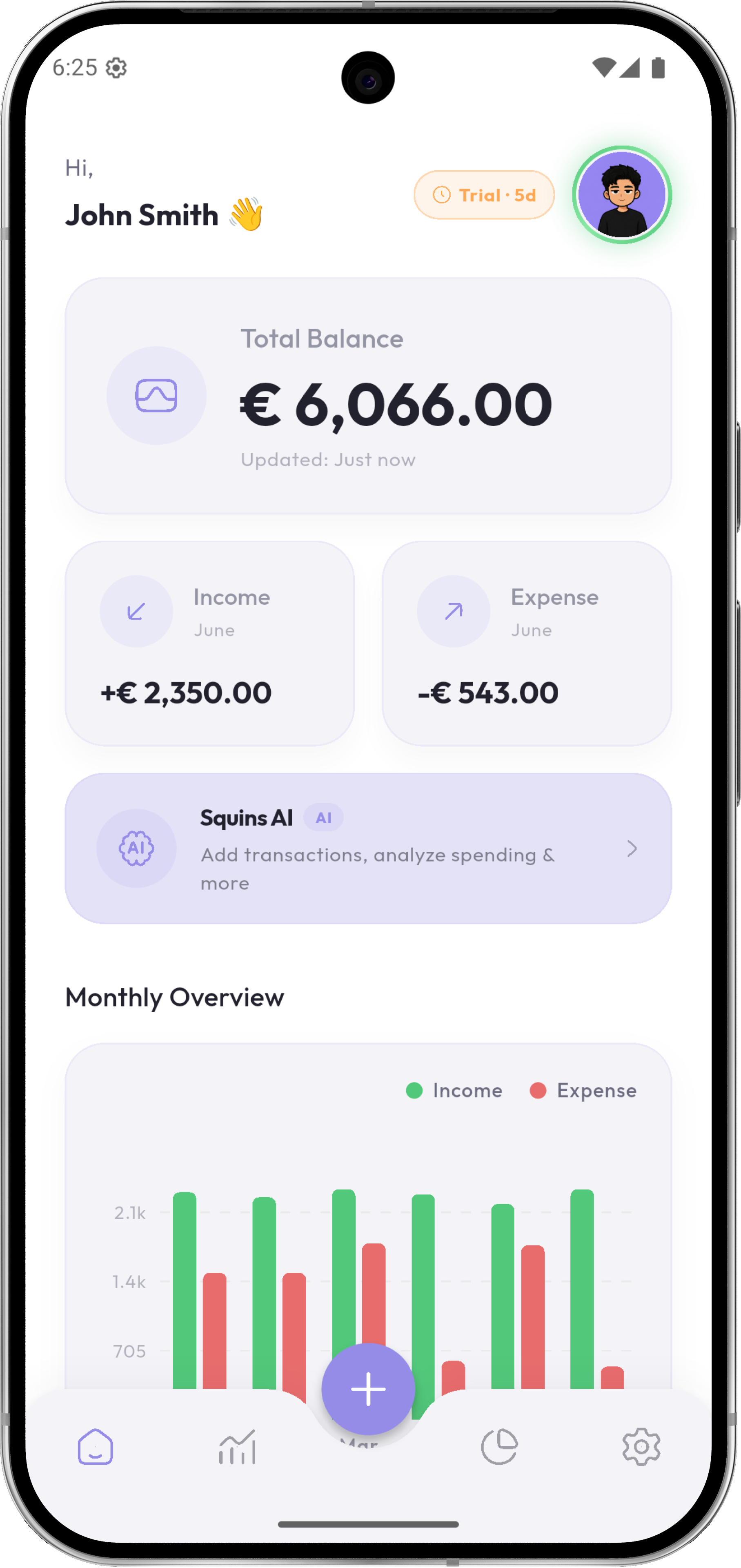 Squins app dashboard showing balance summary and recent transactions